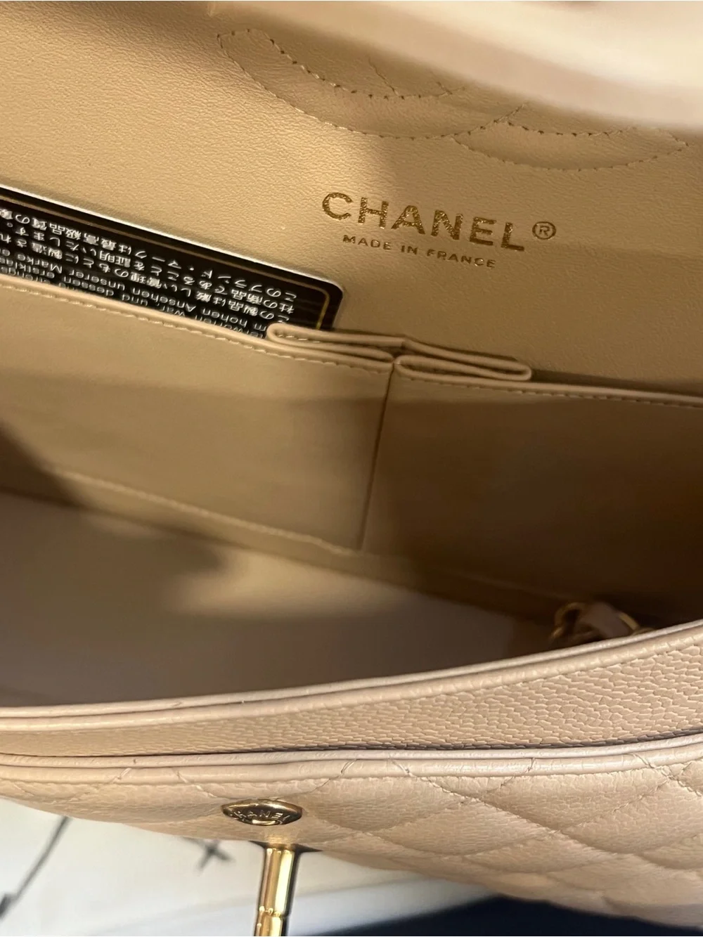 Chanel Classic Caviar Meduim Size